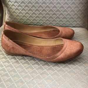 Frye Carson leather ballet flats spring shoes